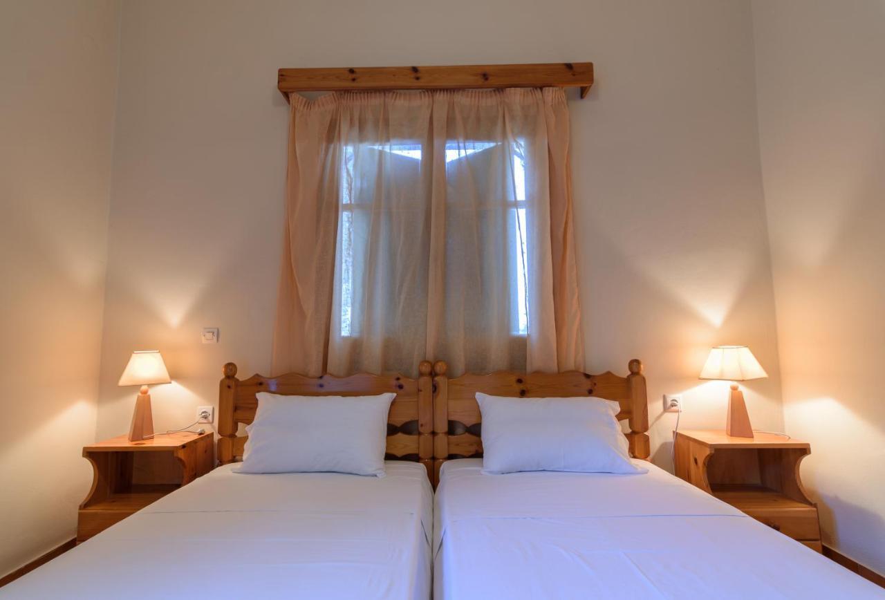 Balis Apartments Палеокастрица Екстериор снимка