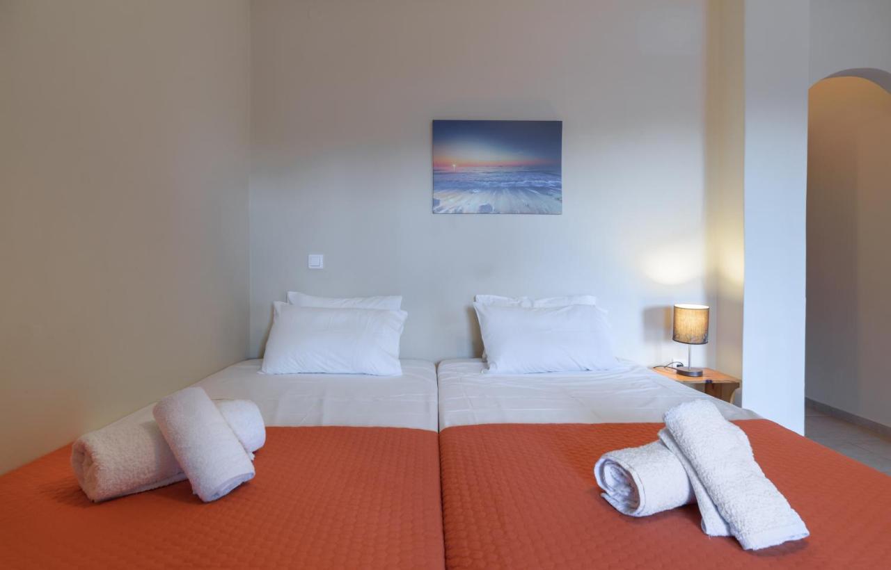Balis Apartments Палеокастрица Екстериор снимка