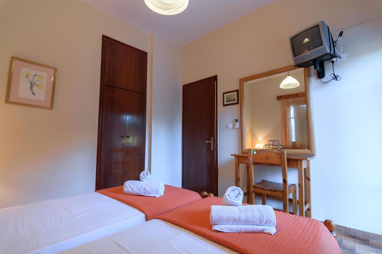 Balis Apartments Палеокастрица Екстериор снимка